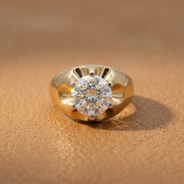 Catalogue reference for LAZELLE Crest Solitaire Ring